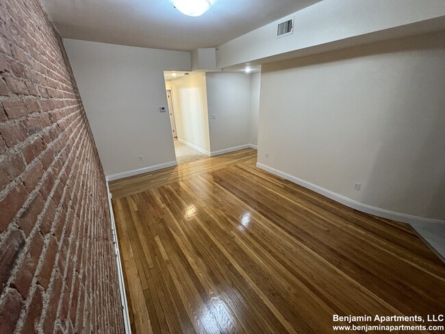 53 Ashford St, Unit 3 in Boston, MA - Building Photo - Building Photo