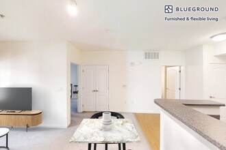 24 Union Square in Union City, CA - Building Photo - Building Photo