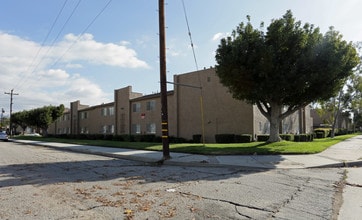 Avalon Court in San Bernardino, CA - Building Photo - Building Photo