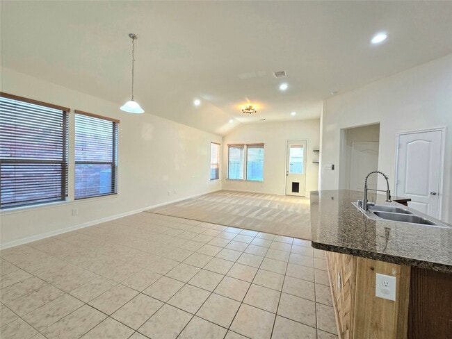 22526 Belmont Cove Ln