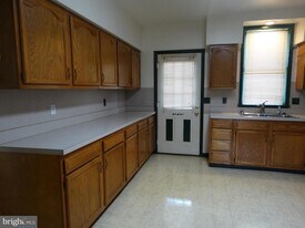 130 S Antrim Way in Greencastle, PA - Building Photo