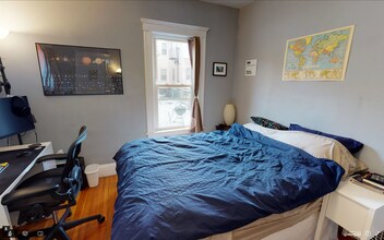 23 Kelly Rd, Unit 1 in Cambridge, MA - Foto de edificio - Building Photo