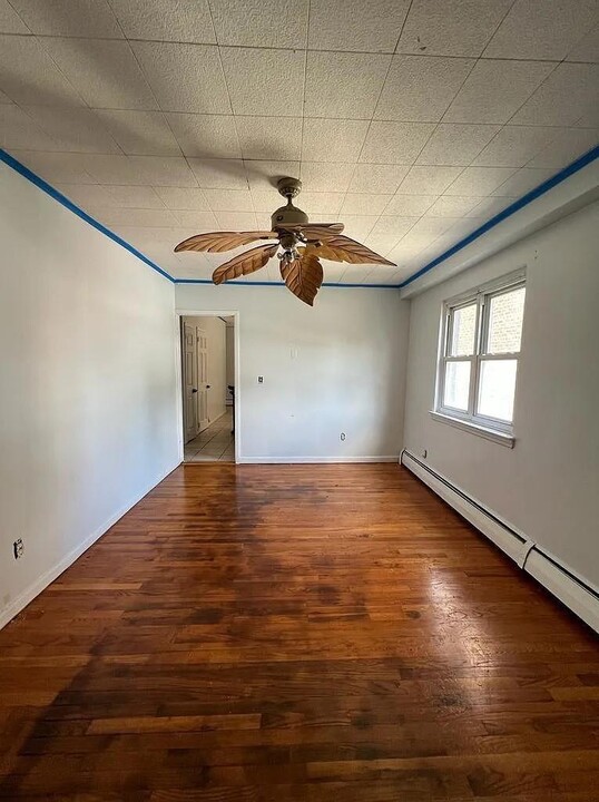 2422 Wilson Ave in Bronx, NY - Building Photo