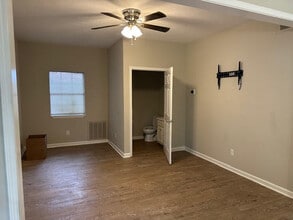 2765 Carl Stuart St in Conway, AR - Building Photo - Building Photo