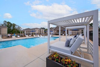 Preston Park Apartments in Burlington, NC - Building Photo - Building Photo