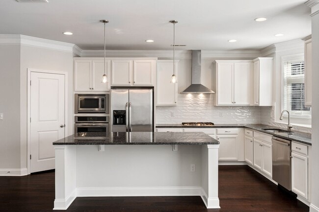 318 View Dr in Morrisville, NC - Building Photo - Building Photo