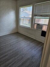 606 F St in Bakersfield, CA - Building Photo - Building Photo