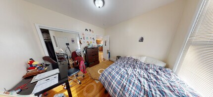221 Freeman St, Unit 1 in Brookline, MA - Building Photo - Building Photo