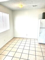 1900 Goldfield St in North Las Vegas, NV - Building Photo