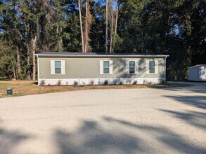 1118 Old Tar Landing Rd in Jacksonville, NC - Building Photo - Building Photo
