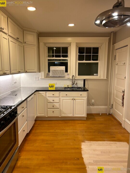 176 Hancock St, Unit 1 in Cambridge, MA - Building Photo