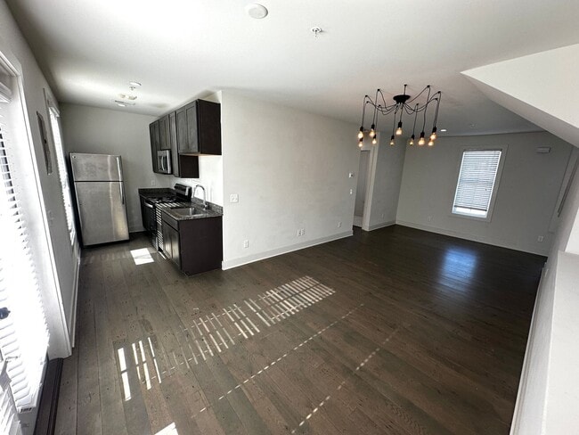 609 E Duffy Ln in Savannah, GA - Building Photo - Building Photo