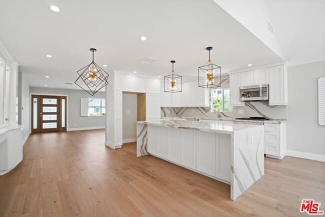 4456 Calhoun Ave in Los Angeles, CA - Building Photo - Building Photo