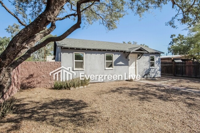 3526 N Estrella Ave in Tucson, AZ - Building Photo - Building Photo