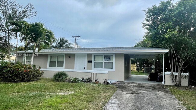 9810 SW 165th Terrace in Miami, FL - Building Photo - Building Photo
