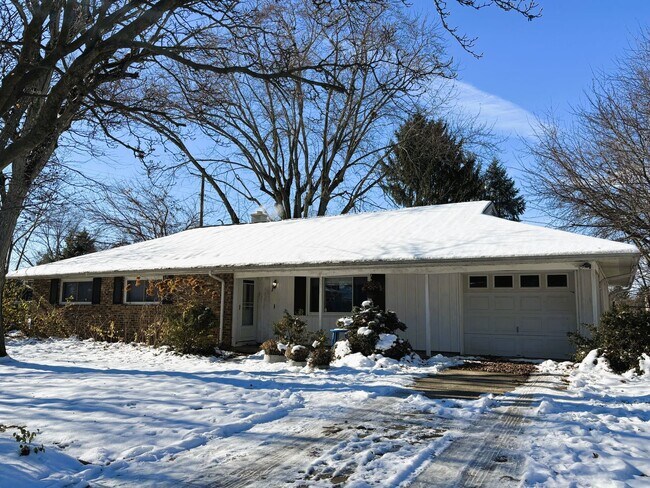 2711 Covington St in West Lafayette, IN - Building Photo - Building Photo