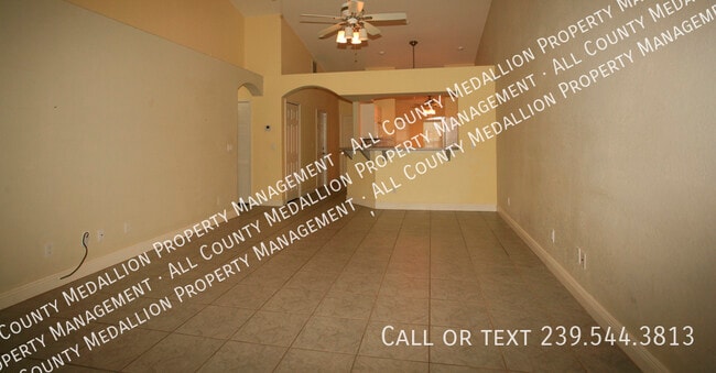 606 SE 6th Terrace in Cape Coral, FL - Building Photo - Building Photo