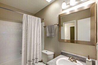 Kislev Golden Gate in Decatur, GA - Building Photo - Building Photo