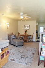 2635 SW 35th Pl in Gainesville, FL - Building Photo - Building Photo