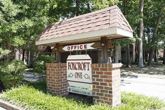 Foxcroft I in Hampton, VA - Foto de edificio - Building Photo