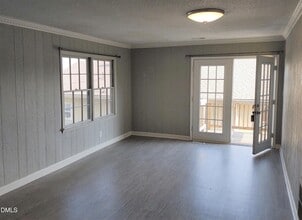 15 N Fisher St in Raleigh, NC - Foto de edificio - Building Photo