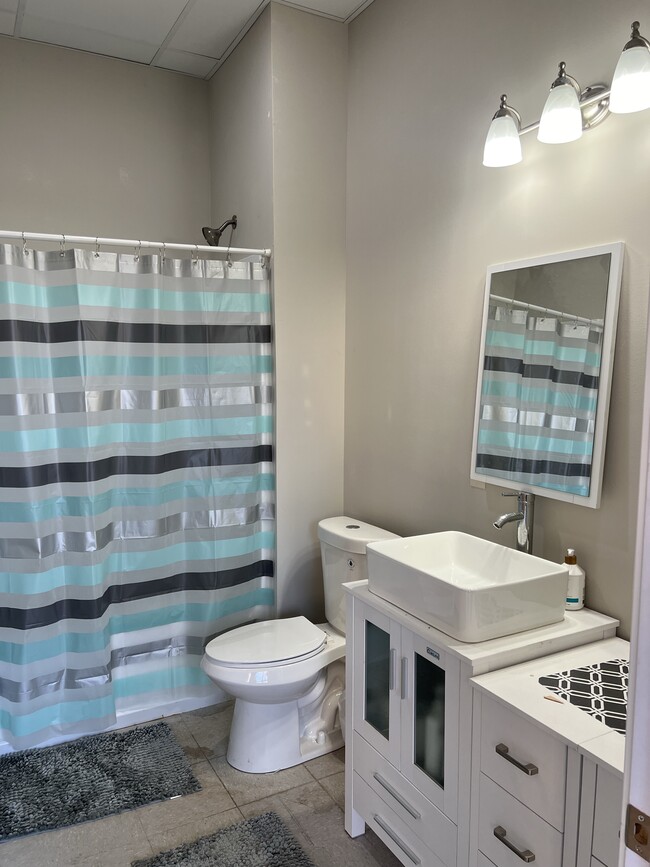 3776 E Hammond Ave in Cudahy, WI - Building Photo - Building Photo