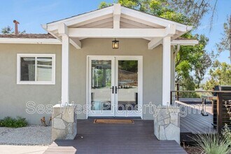3267 Bernardo Ln in Escondido, CA - Building Photo - Building Photo