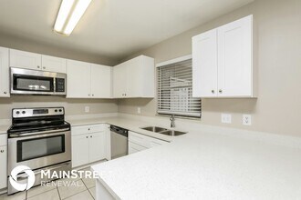 5531 Park Hurst Dr in Orlando, FL - Building Photo - Building Photo