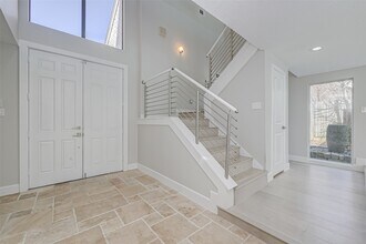 915 Daria Dr in Houston, TX - Building Photo - Building Photo