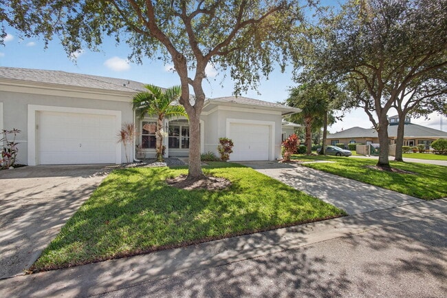 1827 Pelican Dr in Fort Pierce, FL - Building Photo - Building Photo
