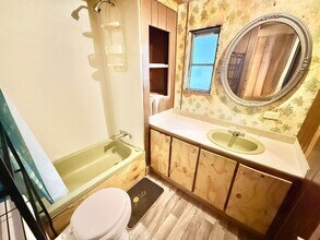 531 Amber St in Pensacola, FL - Building Photo - Building Photo