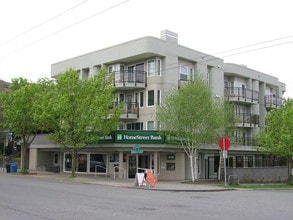 Sherman Apt in Seattle, WA - Foto de edificio - Building Photo