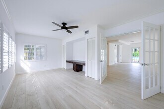 336 Marlborough Pl in West Palm Beach, FL - Building Photo - Building Photo
