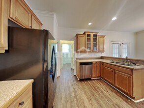 830 Red Hawk Ct in Fuquay Varina, NC - Building Photo - Building Photo