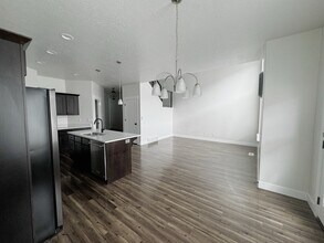 4163 W 1630 N in Lehi, UT - Building Photo - Building Photo
