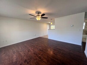 7847 Putnam Cir in New Port Richey, FL - Foto de edificio - Building Photo