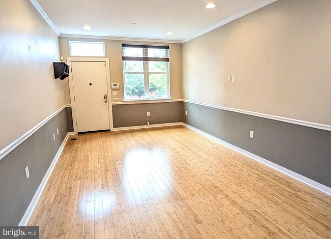 property at 3014 W Stiles St