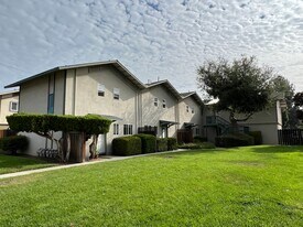 10302 Terry Way in Cupertino, CA - Building Photo