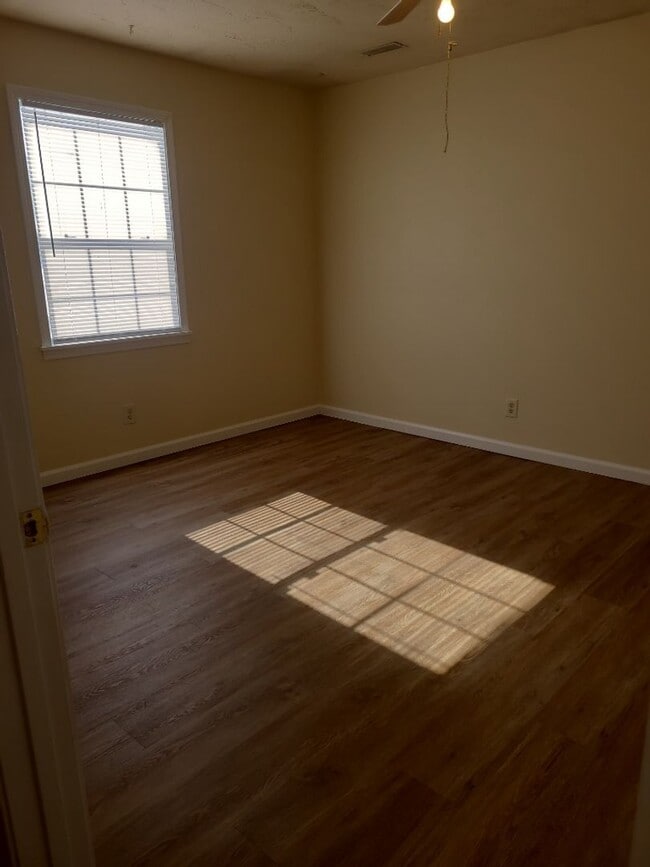 975 E Margaret St in Piggott, AR - Building Photo - Building Photo