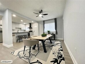 59 Hemlock Dr in Euclid, OH - Building Photo - Building Photo