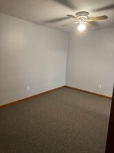 20 Central Blvd, Unit 2nd Fl in Bellingham, MA - Foto de edificio - Building Photo