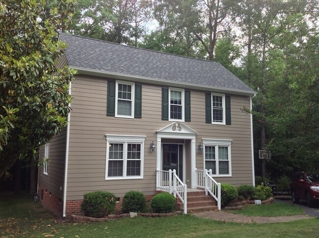 2259 Thornbury Dr