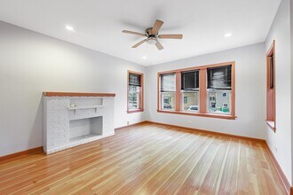 1810 N Long Ave in Chicago, IL - Building Photo - Building Photo