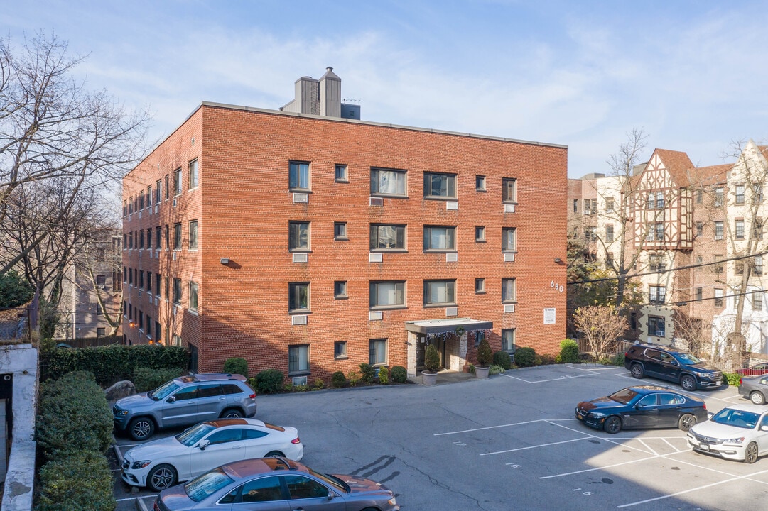 Grand Terrace in Mount Vernon, NY - Foto de edificio