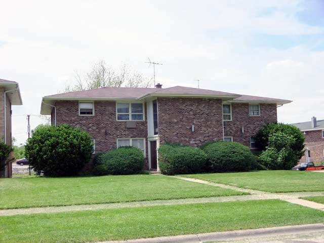 1708 Joppa Ave in Zion, IL - Building Photo