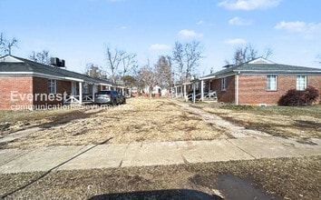 1018 4th Ave W, Unit 2 in Birmingham, AL - Foto de edificio - Building Photo