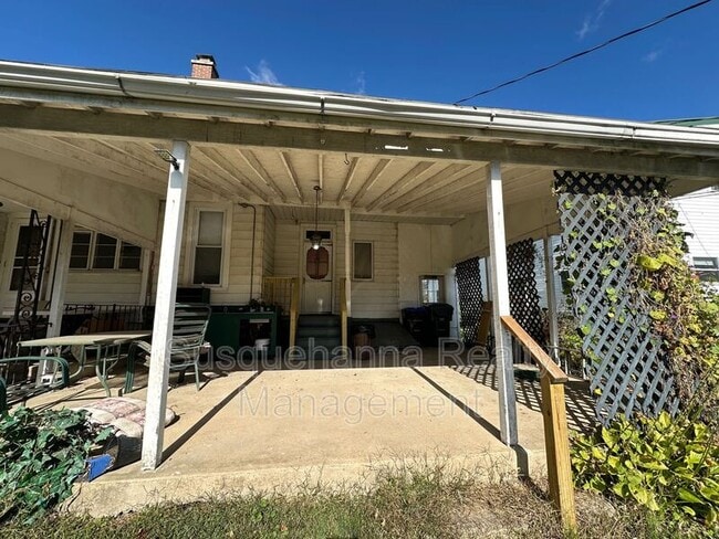 property at 2803 Canby St