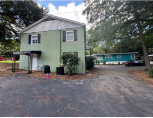 290 Clisby Pl in Macon, GA - Building Photo - Building Photo