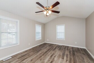 109 Colonial Cir in Wingate, NC - Building Photo - Building Photo