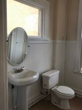 612 Congress St, Unit Apt 1 in Portland, ME - Building Photo - Building Photo